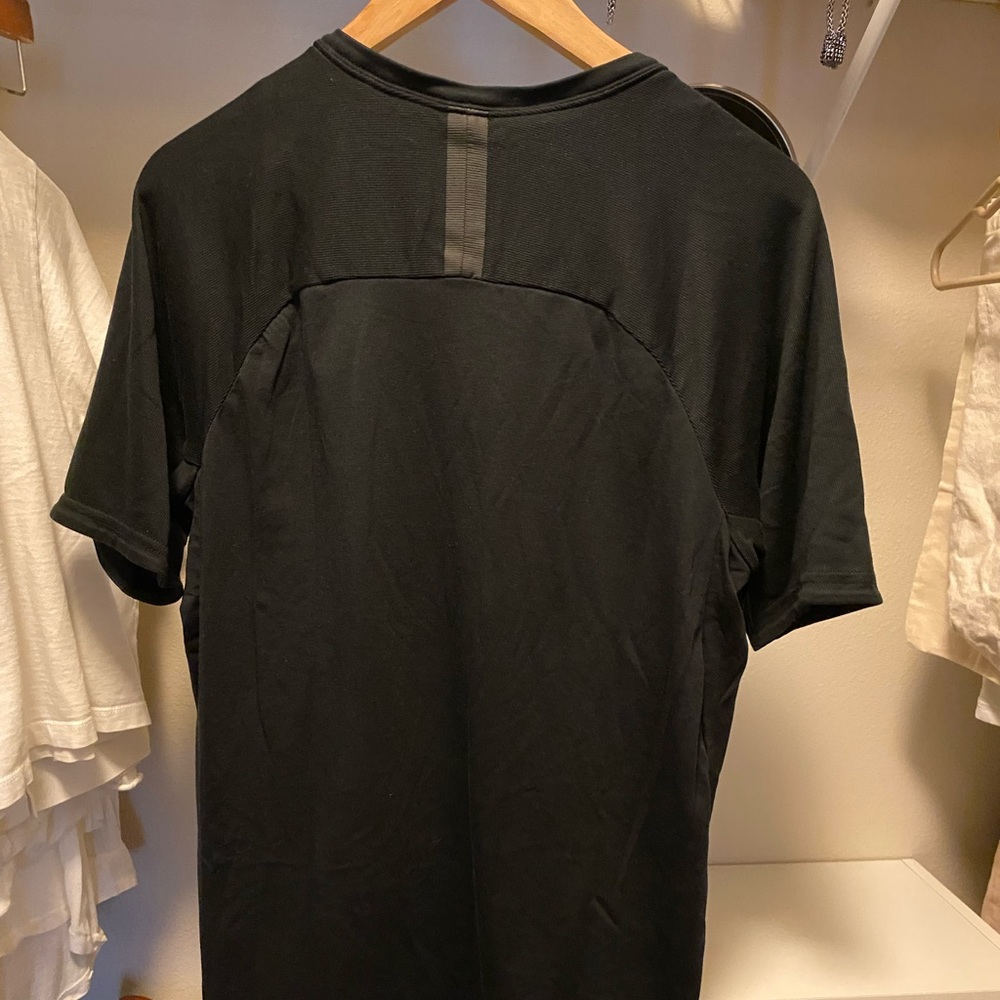 Black jersey tee